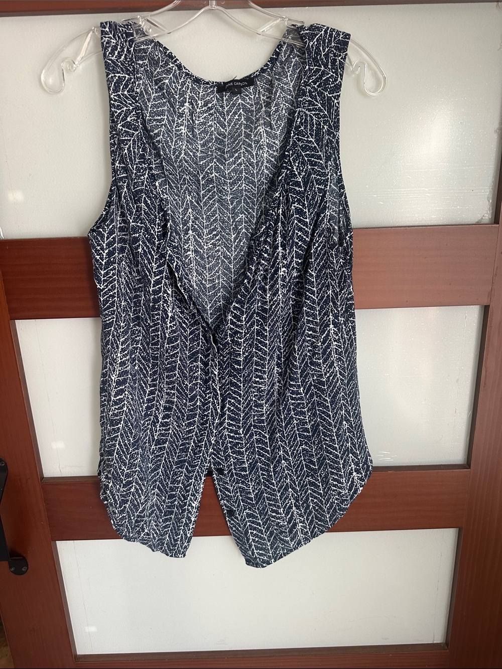 Anne Carson Navy and White Twisted Front V-Neck Camisole